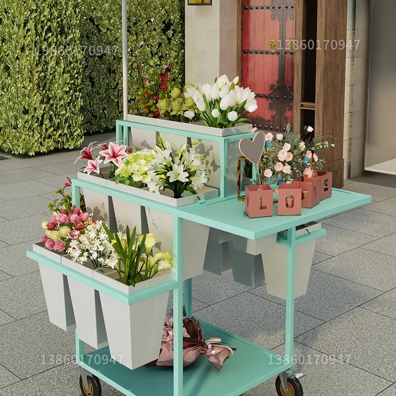 Stall, der Blumen verkauft. Bl – Florist Supply Buckets Bewertung und Preis